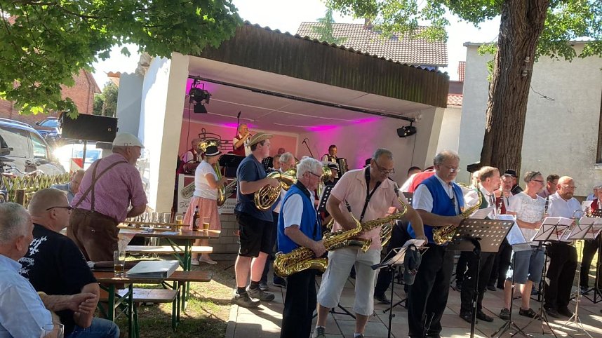 Gro&szlig;es Blasmusikfest in Urbach