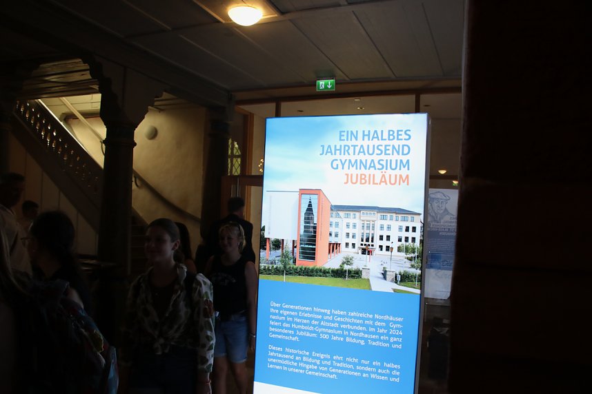 Festakt, Richtfest, Sommerparty - an der Oberstufe des Humboldt-Gymnasiums gab es heute volles Programm