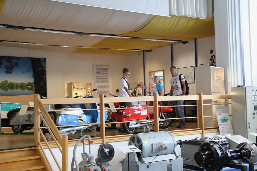 Zwischen Famulus und Brockenhexe: Niedersachsens Ministerpr&auml;sident Stephan Weil und Th&uuml;ringens Innenminister Georg Maier (beide SPD) besuchten heute das IFA-Museum