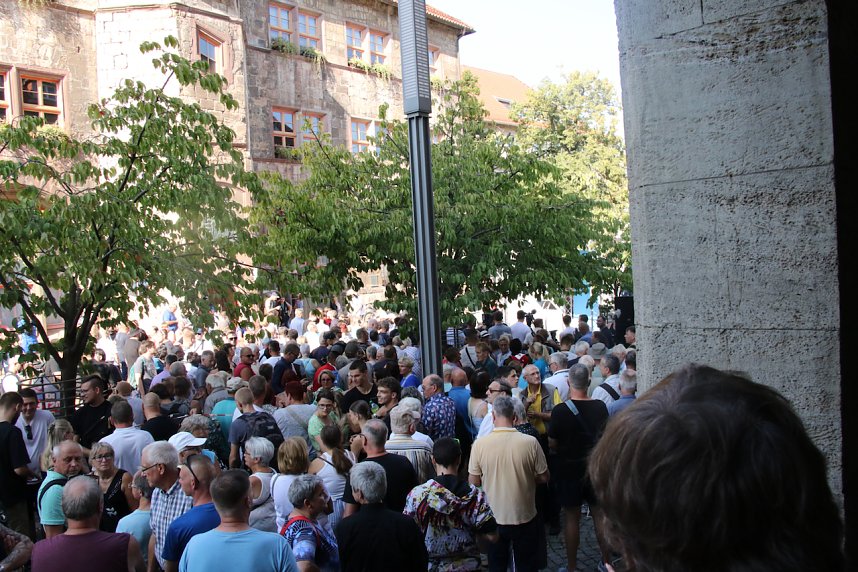 Kundgebund und Protest in Nordhausen - die AfD hatte zum "B&uuml;rgerfest" geladen