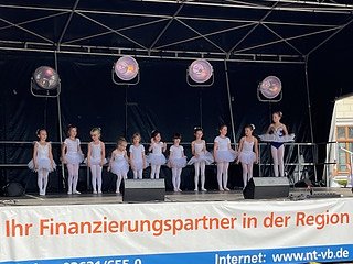 Drei Auftritte f&uuml;r das Tanzstudio Radeva