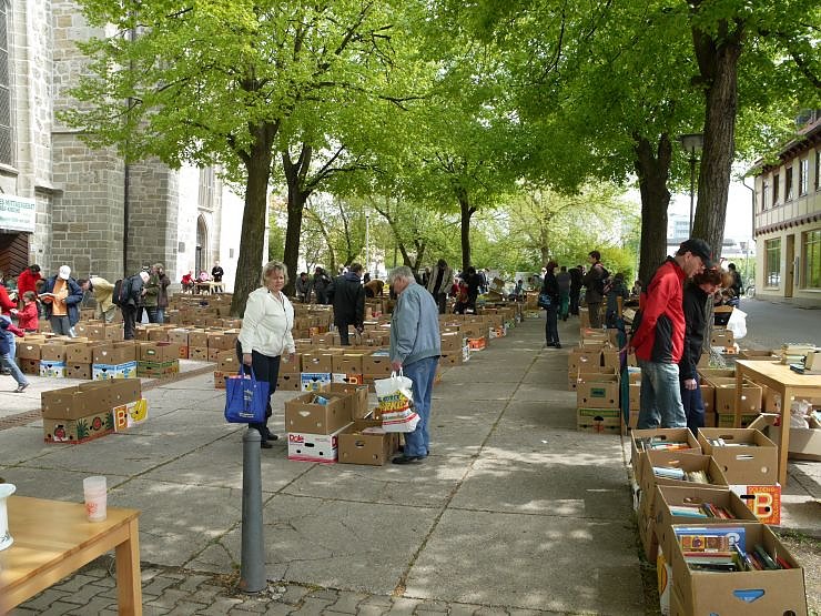 Impressionen vom B&uuml;cherflohmarkt
