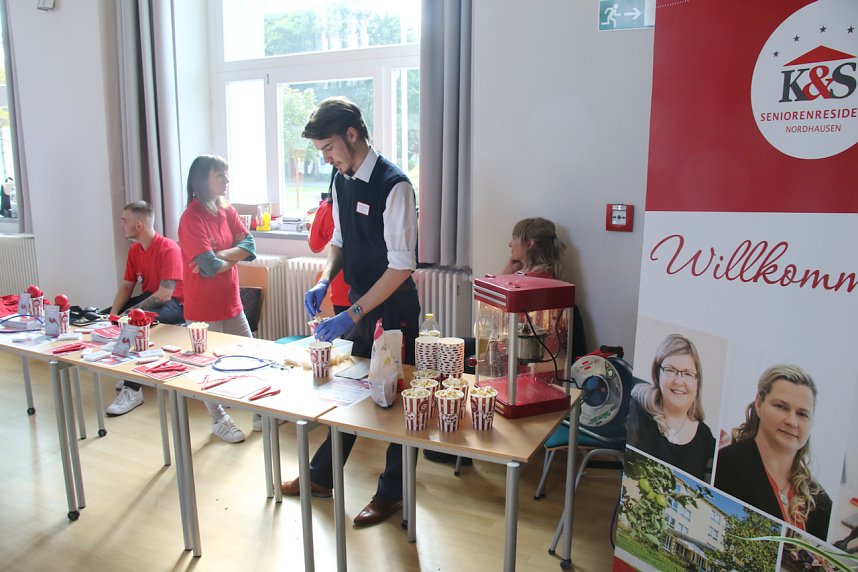 Berufsmesse zu Pflege und Gesundheit in der Nordh&auml;user Berufsschule