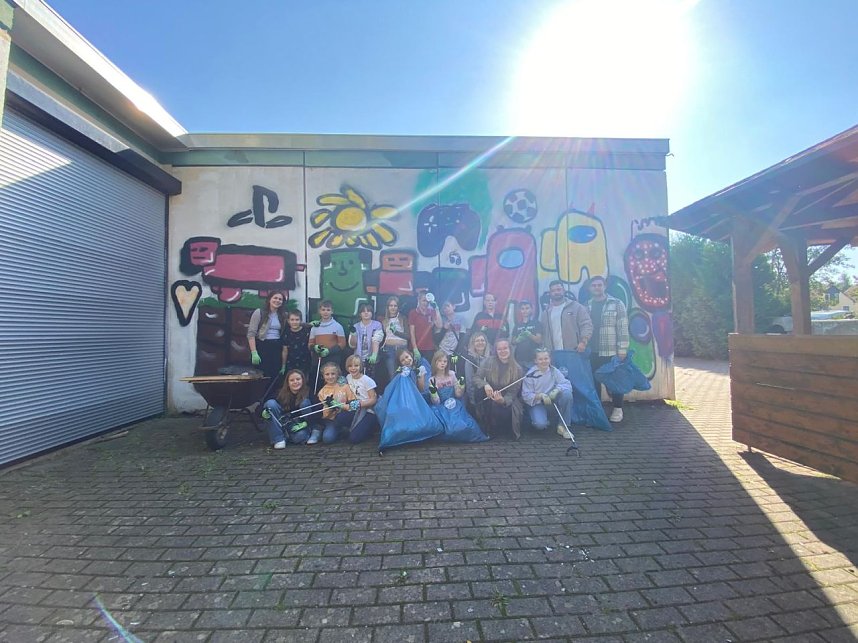 Aufr&auml;umaktion in Nordhausen Ost