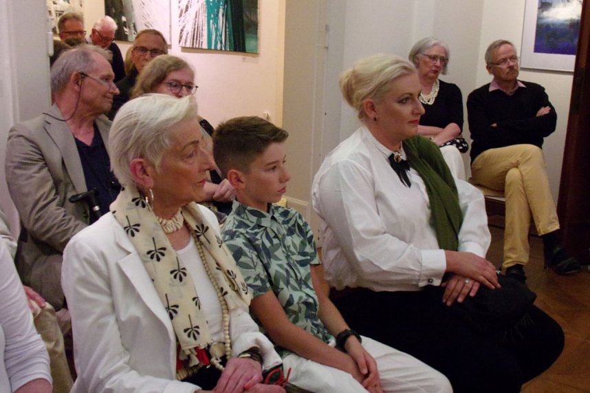 Applaus f&uuml;r Mackensen - Vernissage im Kunsthaus