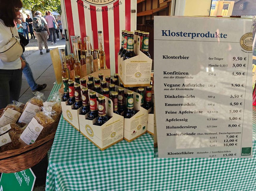 Peter Blei unterwegs auf dem Walkenrieder Klostermarkt