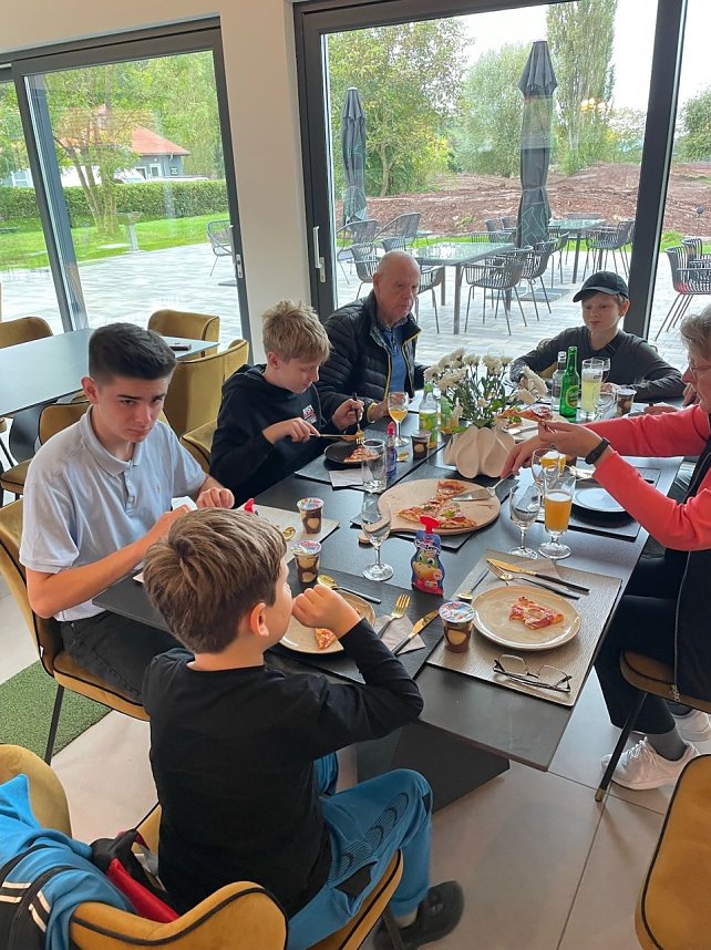 Golfspielen in der Ferienzeit