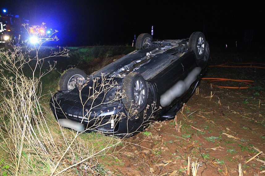 Unfall auf der Bundesstra&szlig;e
