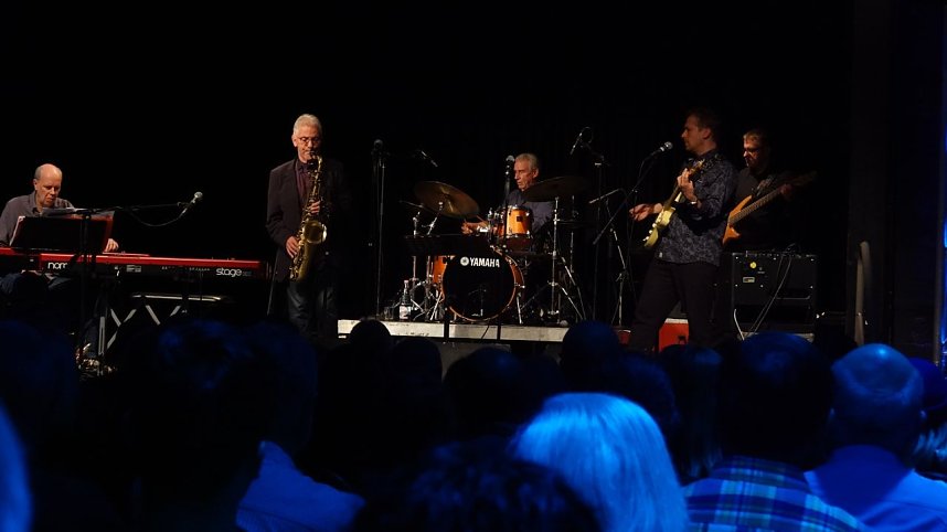 Br&uuml;ning, Fischer und Co. zu Gast im Jaugendclubhaus