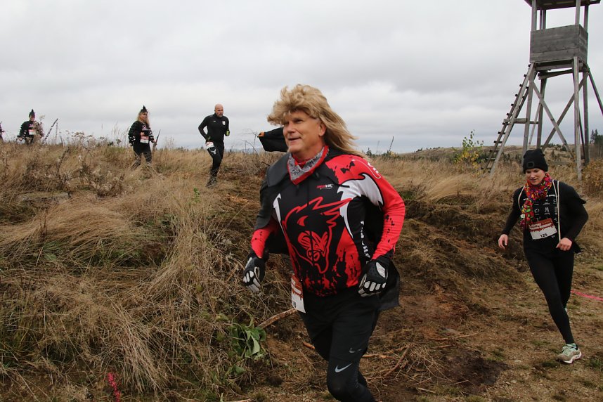 1. Hindernislauf am Harzer Hexenbesen