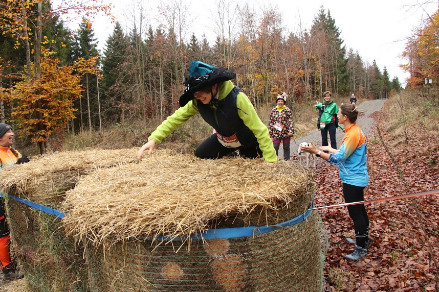 1. Hindernislauf am Harzer Hexenbesen