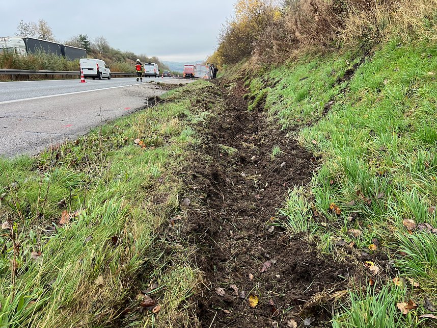 LKW Unfall auf der A38