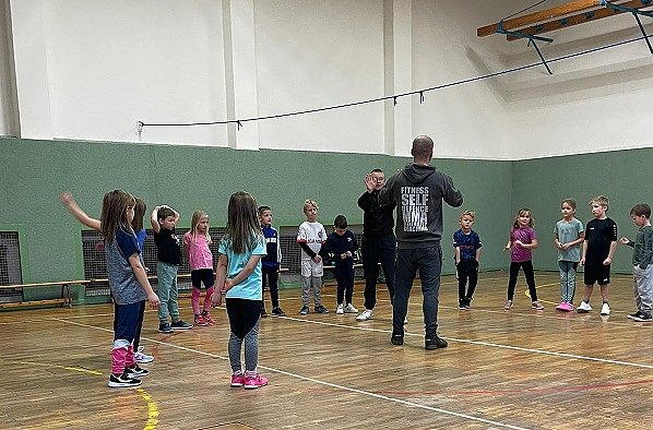 Kinder lernen sich selbst zu verteidigen