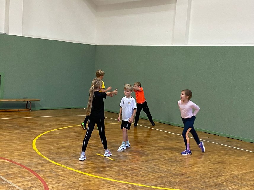 Kinder lernen sich selbst zu verteidigen