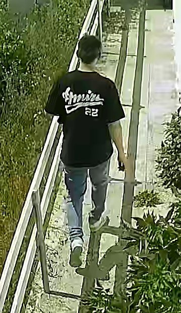 Fotos der mutma&szlig;lichen Cannabis-Anbauer. Wer erkennt diese M&auml;nner?