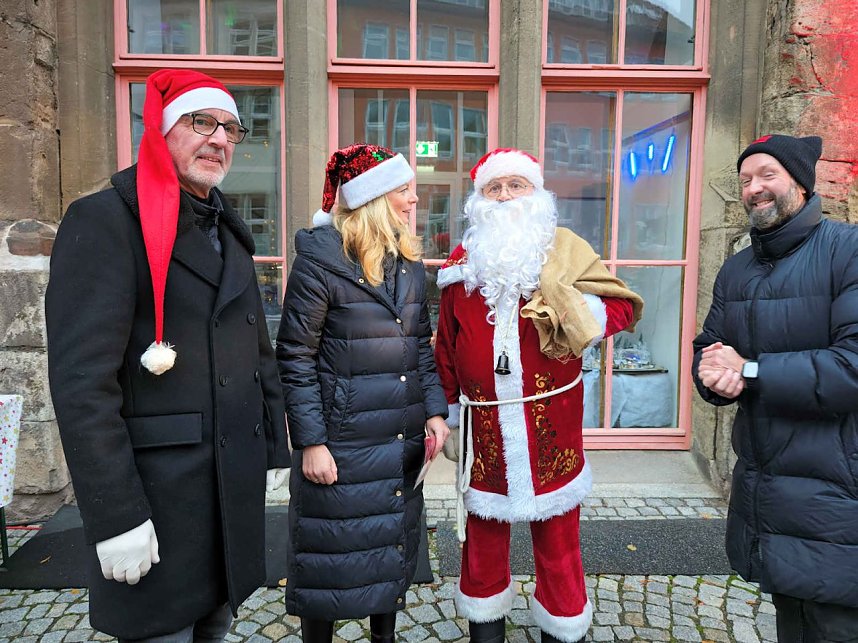 Peter Blei unterwegs auf dem Weihnachtsmarkt