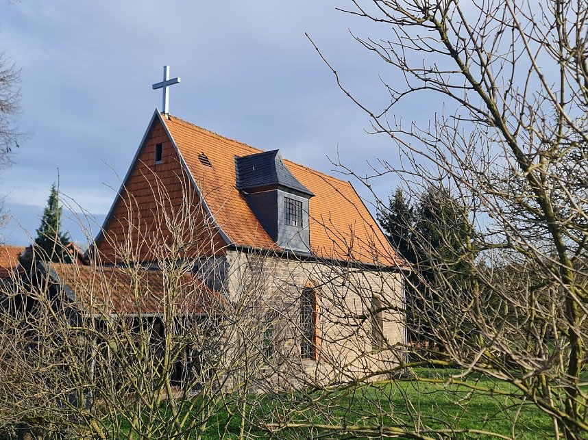 Ein neus Kreuz f&uuml;r Steigerthals Kirche