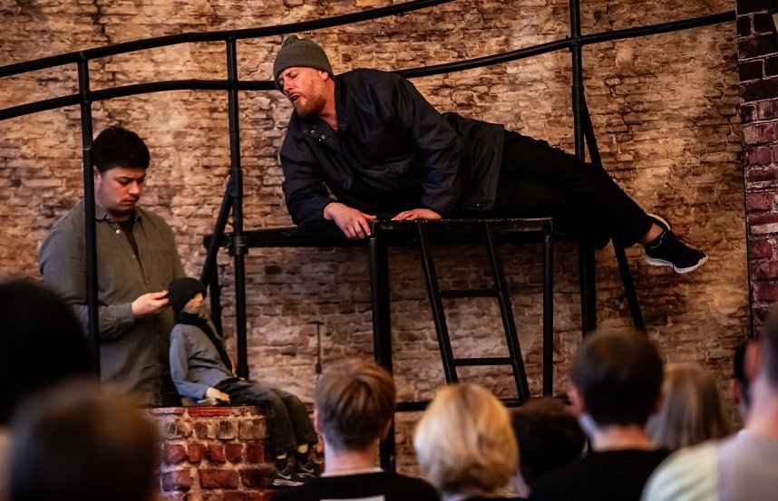 Das "White Horse Theatre" war wieder zu Gast am Humboldt Gymnasium