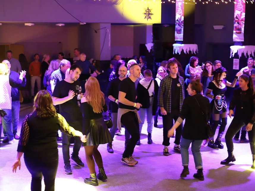 Party im Clubhaus mit "The North House"