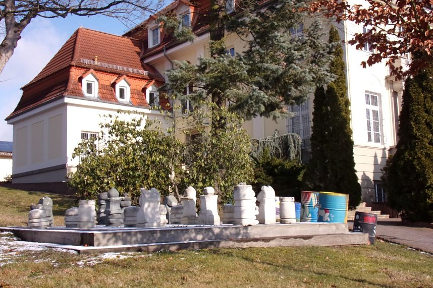 In der Galerie der Kreissparkasse stellen die K&uuml;nstler der pro vita Akademie ihre Werke aus