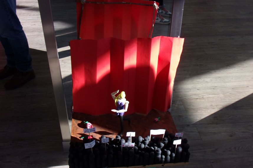 In der Galerie der Kreissparkasse stellen die K&uuml;nstler der pro vita Akademie ihre Werke aus