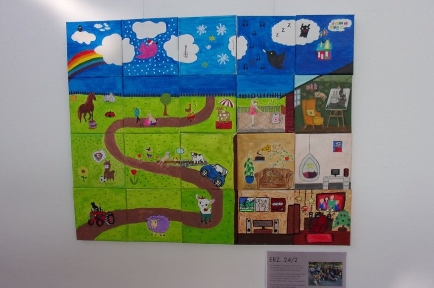 In der Galerie der Kreissparkasse stellen die K&uuml;nstler der pro vita Akademie ihre Werke aus