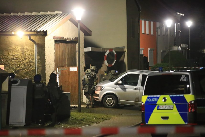 Gro&szlig;einsatz der Polizei in G&ouml;rsbach