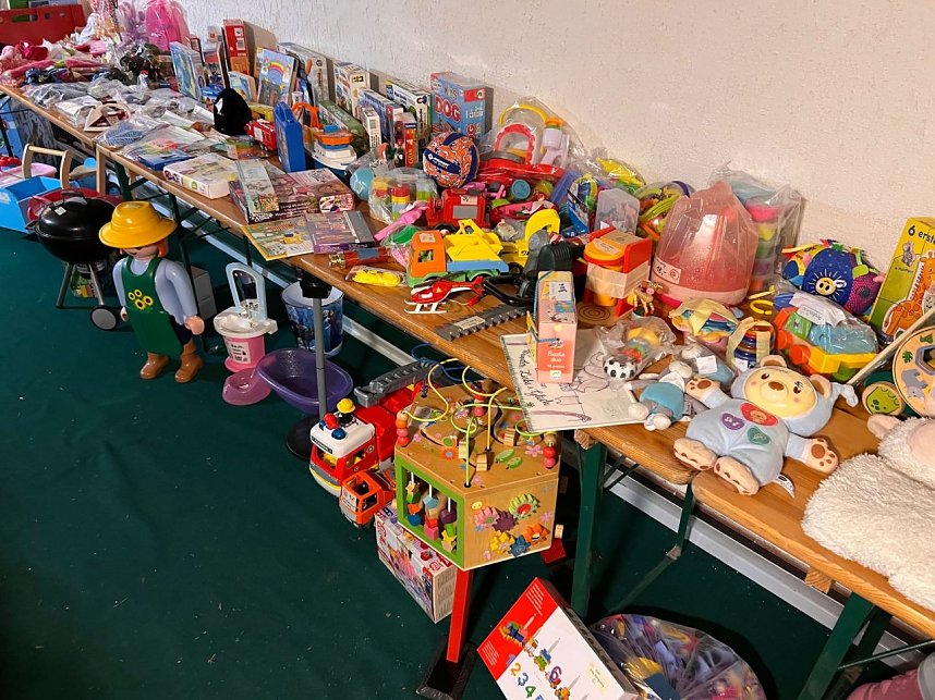 Die H&ouml;rninger Hummeln laden wieder zum Basar