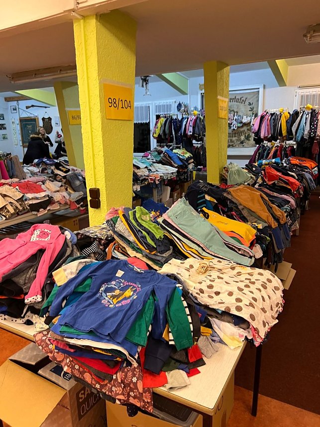 Die H&ouml;rninger Hummeln laden wieder zum Basar