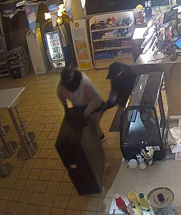 &Ouml;ffentlichkeitsfahndung nach Tankstelleneinbruch in Niedergebra