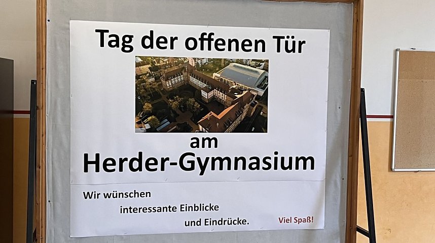 Tag der offenen T&uuml;r am Herder-Gymnasium