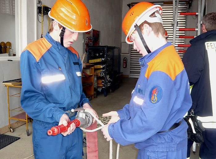 Fr&uuml;h &uuml;bt sich, wer ein...