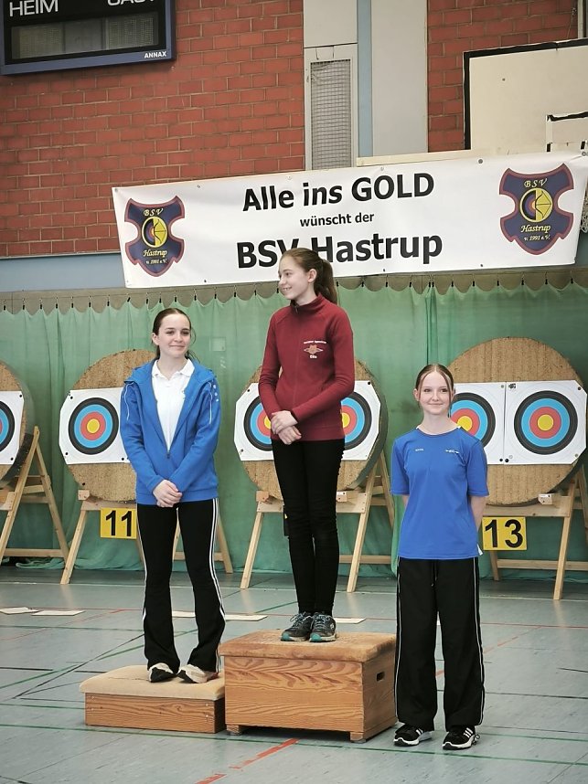 Das Nordh&auml;uer Bowteam bei der Deutschen Bogensch&uuml;tzen-Meisterschaft in Bersenbr&uuml;ck