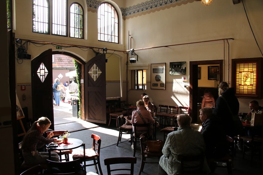 Ostermarkt in der Traditionsbrennerei