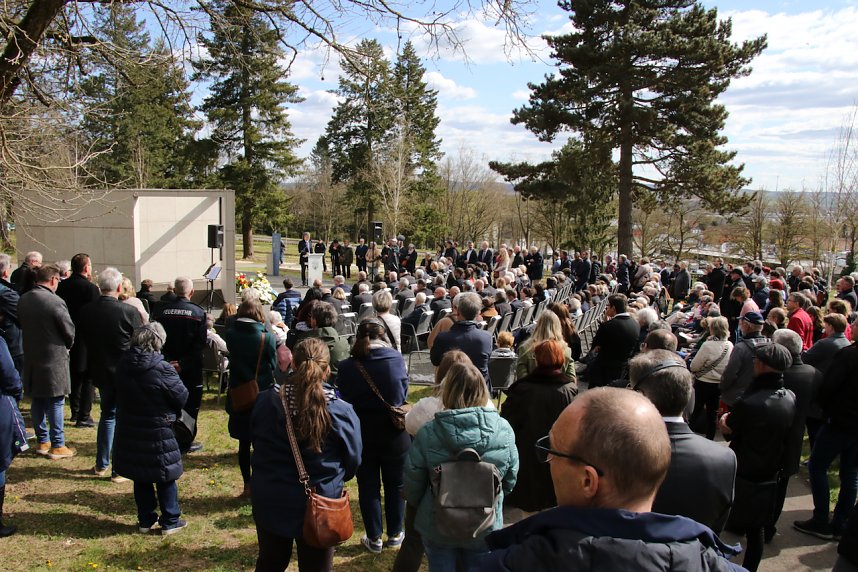 Er&ouml;ffnung des neu gestalteten Nordh&auml;user Ehrenfriedhofs 