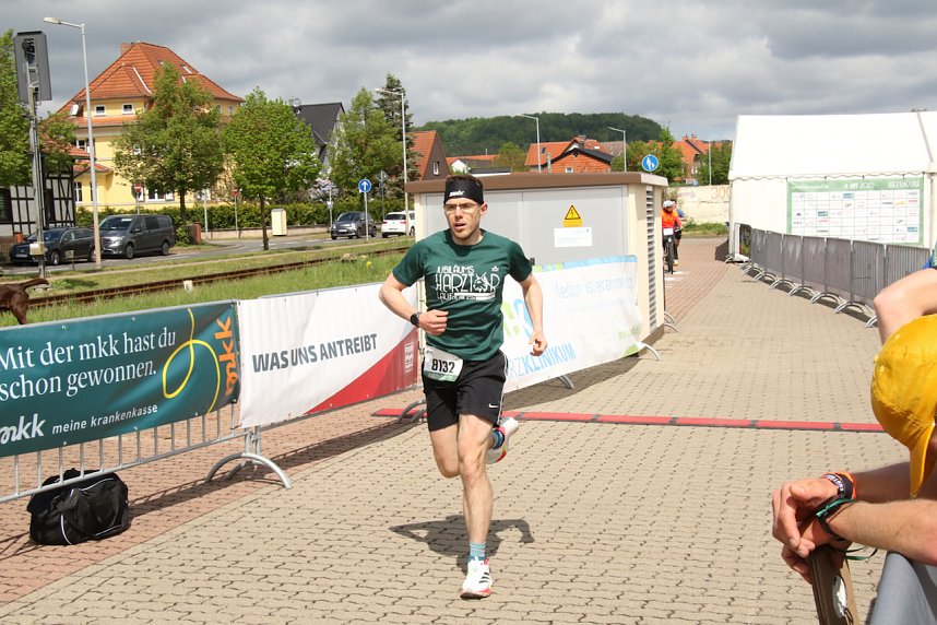 Auf der Zielgerade beim 11. Harztorlauf