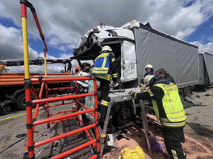 Unfall mit Todesfolge auf der Autobahn