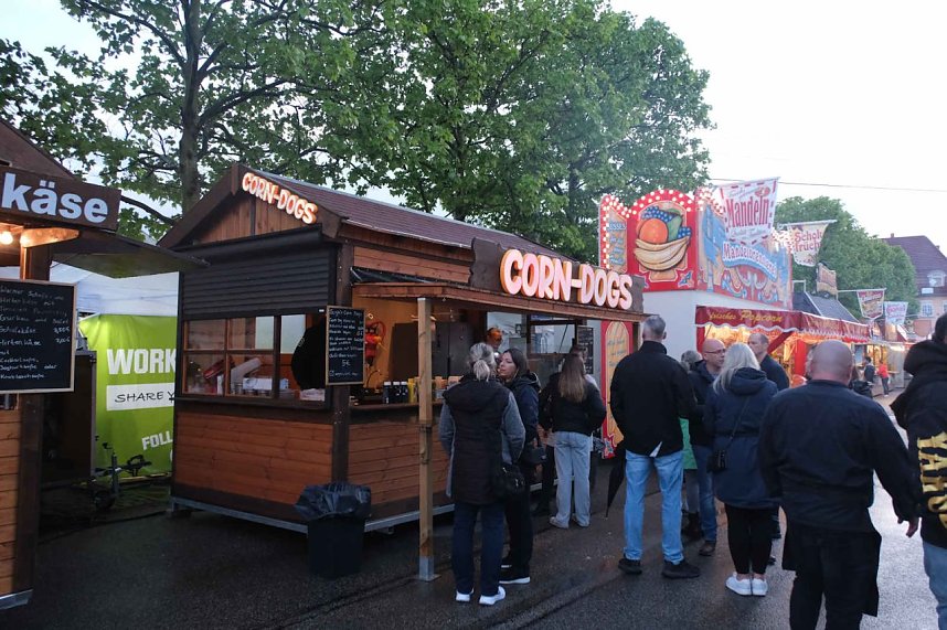 Peter Blei unterwegs auf dem Bahnhofsfest in Nordhausen