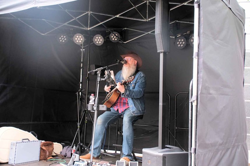 Peter Blei unterwegs auf dem Bahnhofsfest in Nordhausen