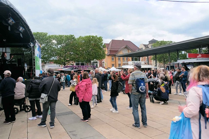 Peter Blei unterwegs auf dem Bahnhofsfest in Nordhausen