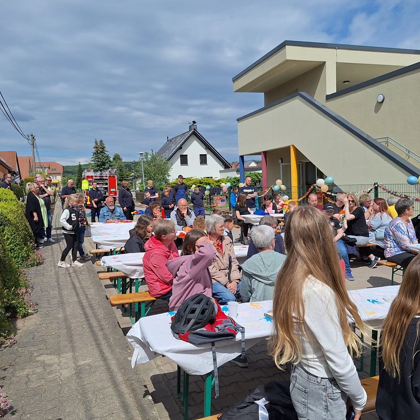 Tag der offenen T&uuml;r im Spatzenh&auml;uschen