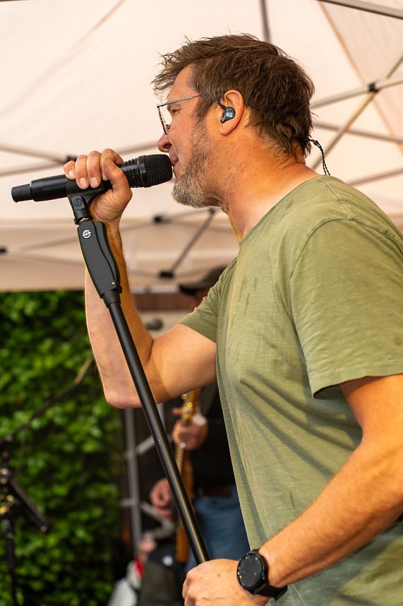 Die Kultband EMMA rockt den Innenhof der Tradi