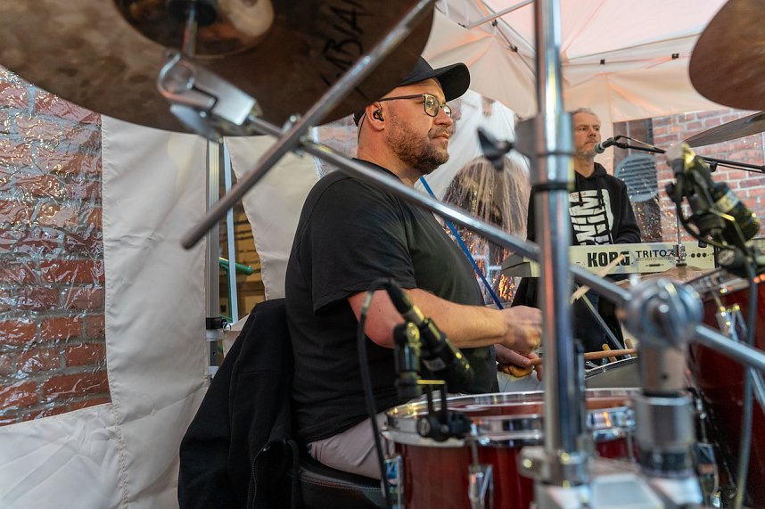 Die Kultband EMMA rockt den Innenhof der Tradi