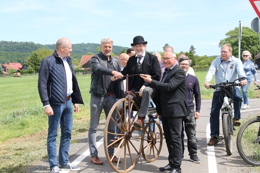 Neuer Radweg zwischen Buchholz und Herrmannsacker