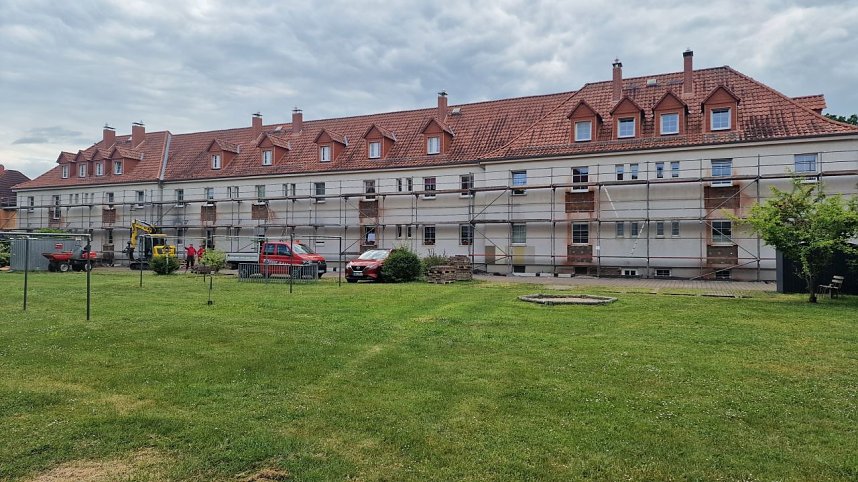 Die WBG S&uuml;dharz hat die Fassaden von sechs H&auml;usern saniert, die seit langer Zeit im Bestand der Genossenschaft sind