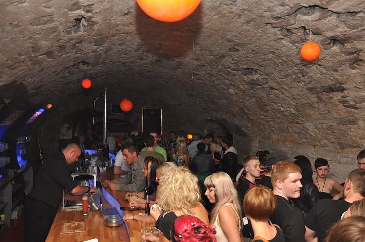 Pfingstparty im Grease