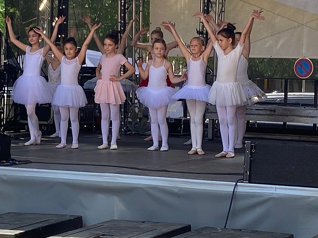 Der Auftritt des Tanzstudios Radeva auf dem 55. Rolandsfest