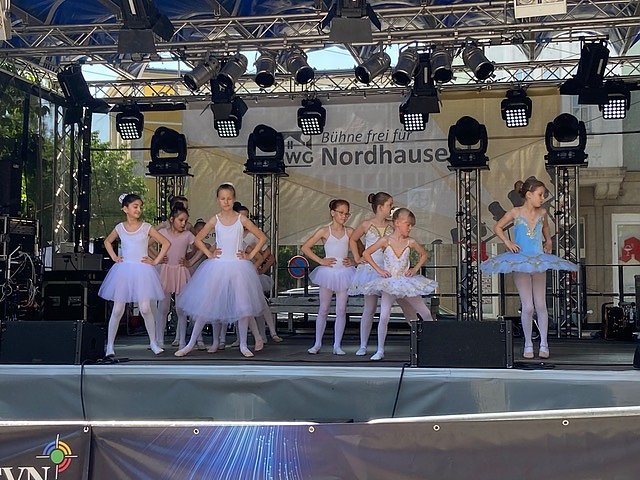 Der Auftritt des Tanzstudios Radeva auf dem 55. Rolandsfest