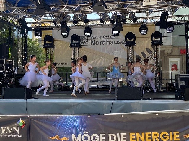 Der Auftritt des Tanzstudios Radeva auf dem 55. Rolandsfest