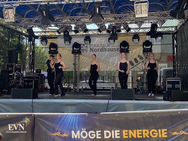 Der Auftritt des Tanzstudios Radeva auf dem 55. Rolandsfest